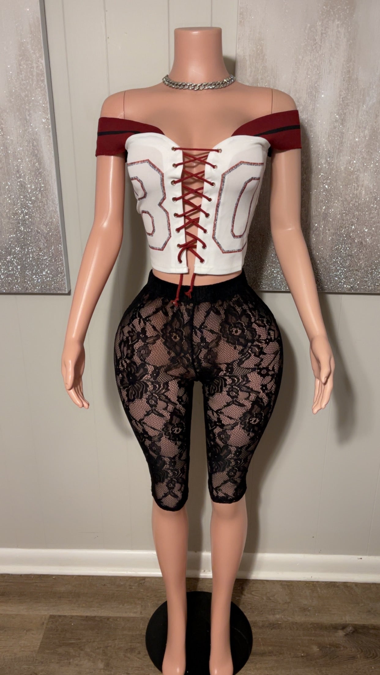 Show Me Off Leggings ( slim fit )
